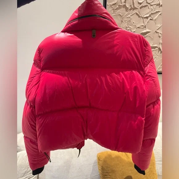 Mackage - Red Puffer Jacket for Women - Quilted Short Winter Coat - Picture 6 of 6